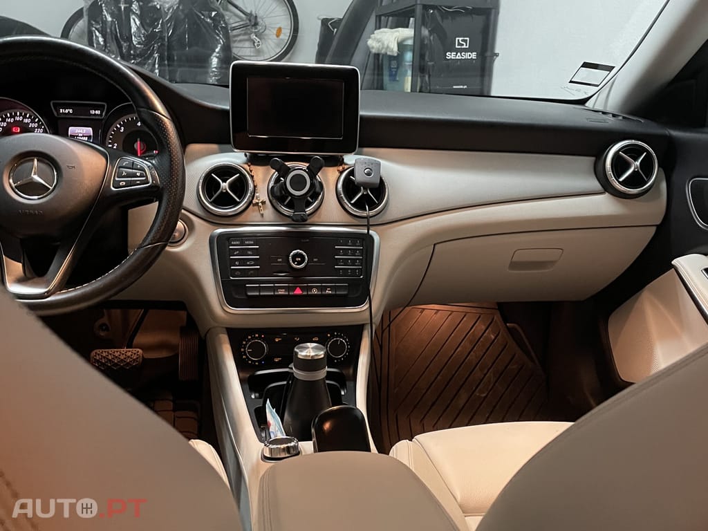 Mercedes-Benz CLA 220 Shooting Brake