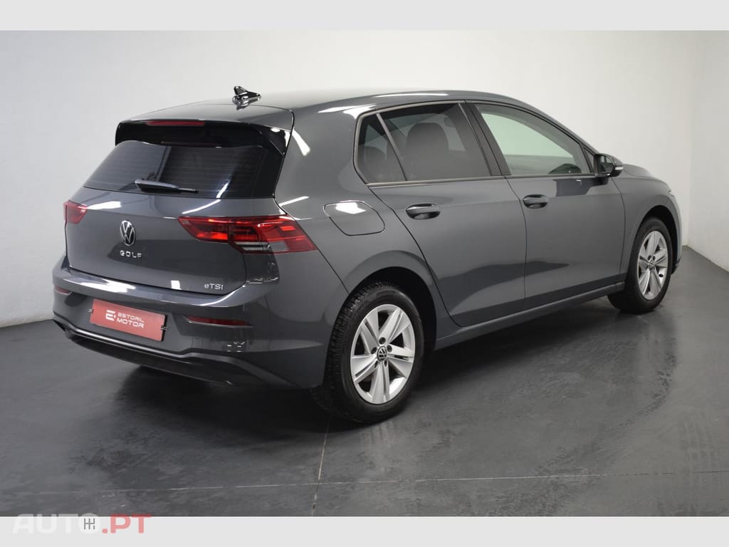 Volkswagen Golf 1.0 eTSI 110cv Life DSG Mhev