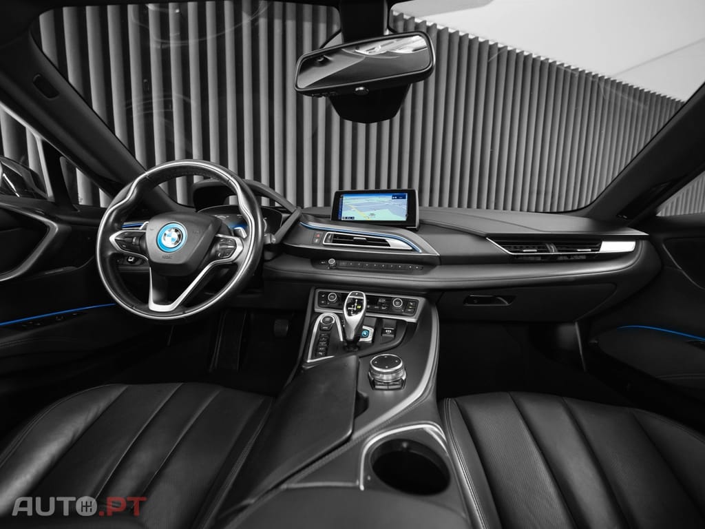 BMW i8 Standard