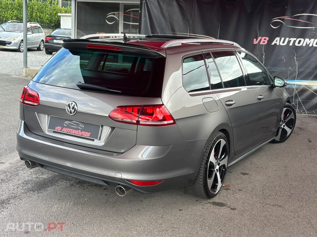 Volkswagen Golf 1.6 TDi GPS Edition DSG