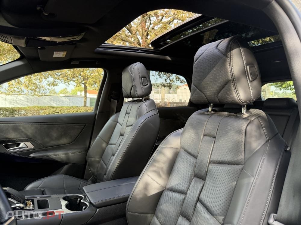 DS DS7 Crossback E-Tense Performance Line+ EAT8
