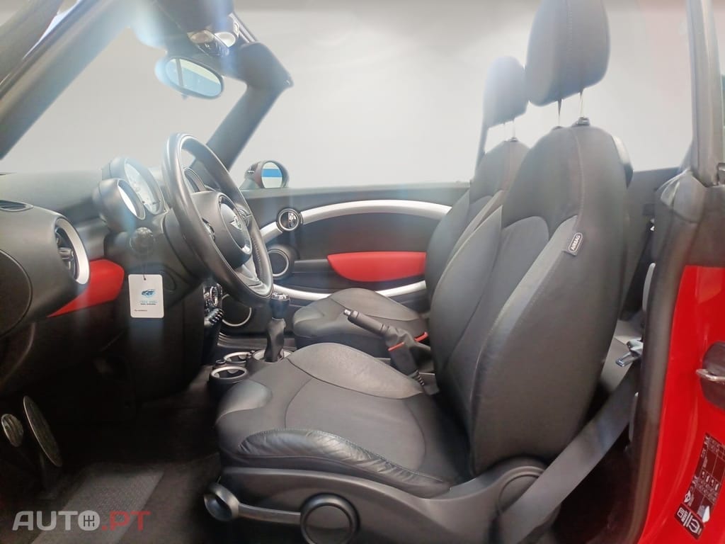MINI Cabrio Cooper D