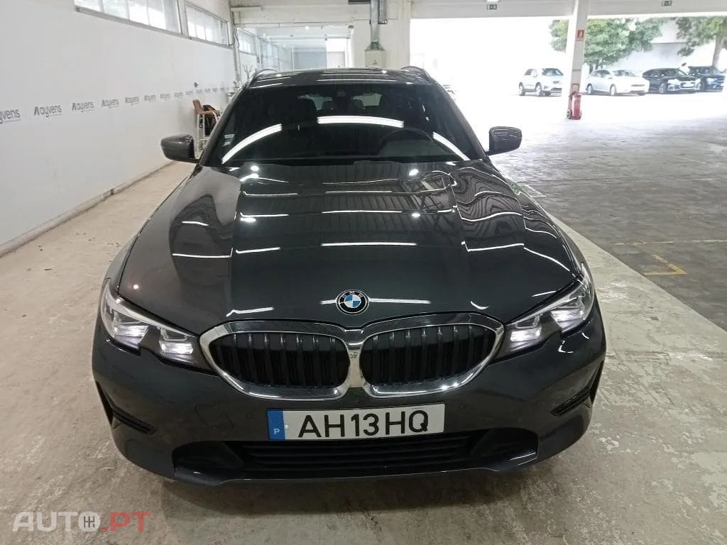 BMW 320 e Touring Corporate Edition Auto