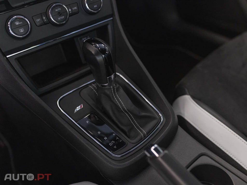 Seat Leon SC 2.0 TSI S&S DSG Cupra 290