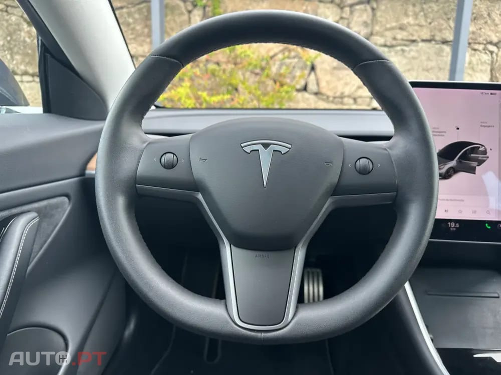 Tesla Model 3 Performance Tração Integral