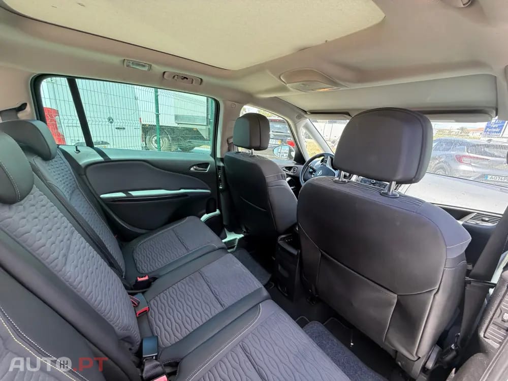 Opel Zafira 1.6 CDTi Cosmo