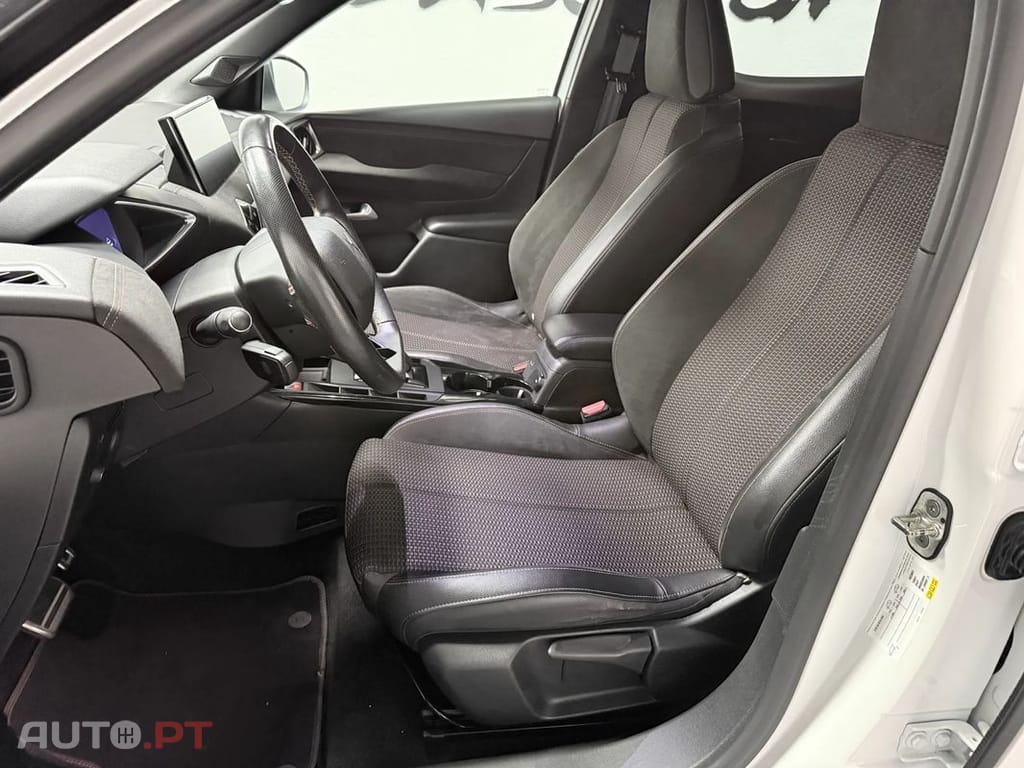 DS DS3 Crossback E-TENSE PERFORMANCE LINE +