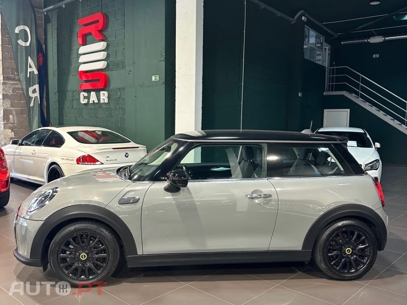 MINI Cooper Cooper SE
