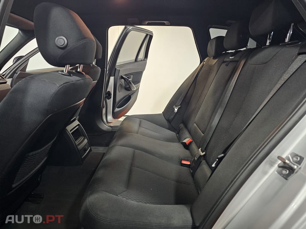 BMW 320 d Touring EfficientDynamics Advantage Auto