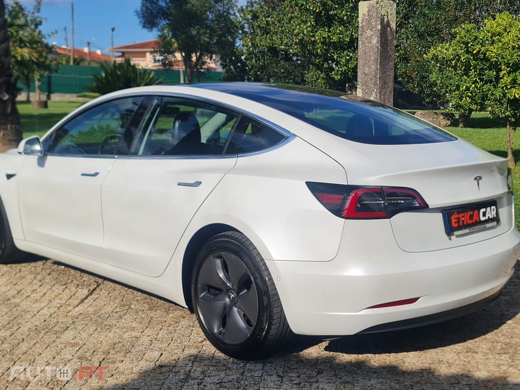 Tesla Model 3 Tração Traseira Premium