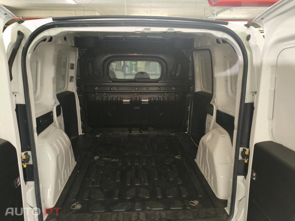 Fiat Doblo DOBLO CARGO 1.6 MJ SX 3L