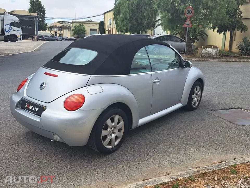 Volkswagen New Beetle Cabriolet 1.9 TDi