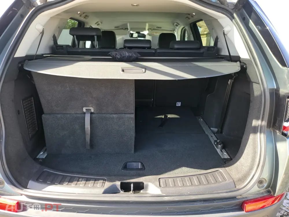 Land Rover Discovery Sport 2.0 TD4 HSE Luxury 7L Auto