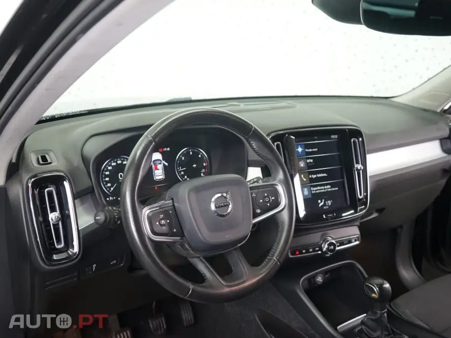 Volvo XC40 2.0 D3 Momentum
