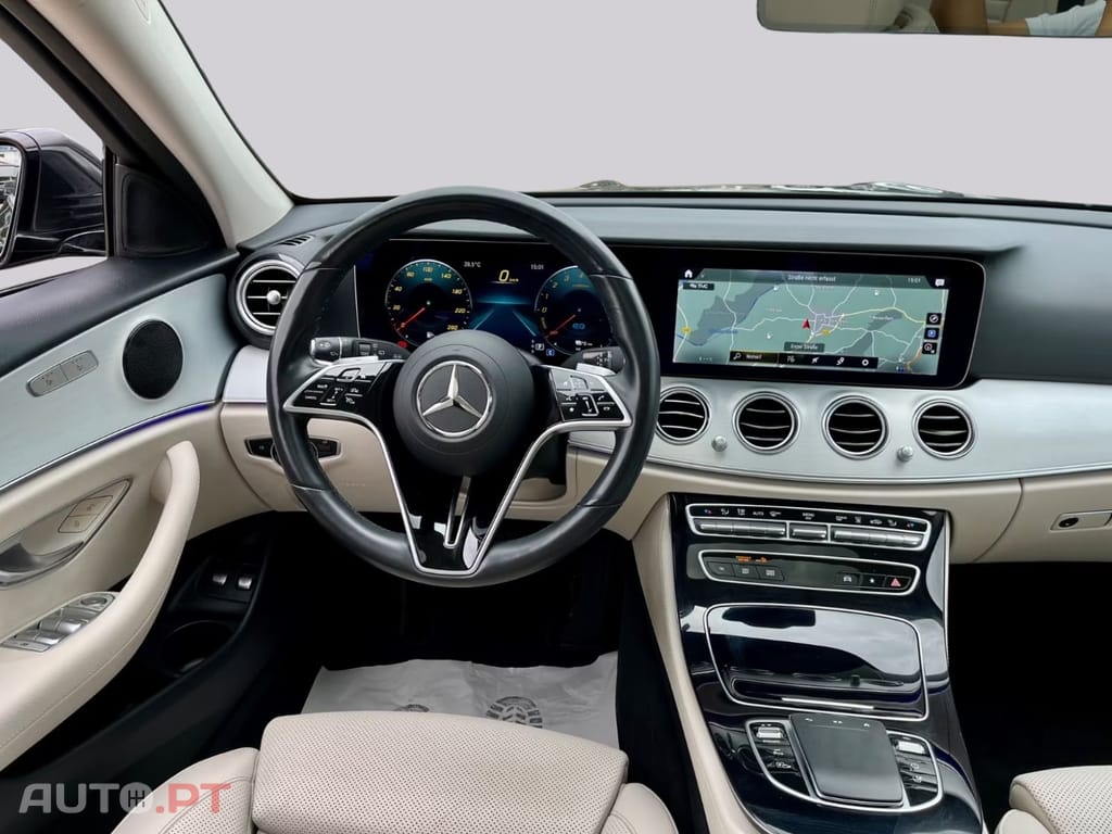 Mercedes-Benz E 300 I.V.A DEDUTIVEL e T AMG