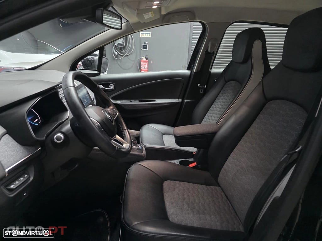 Renault Zoe (c/ Bateria) EV50 135hp Techno
