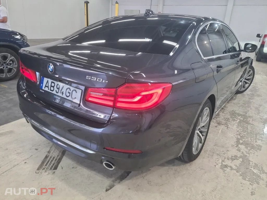 BMW 530 e iPerformance Line Luxury