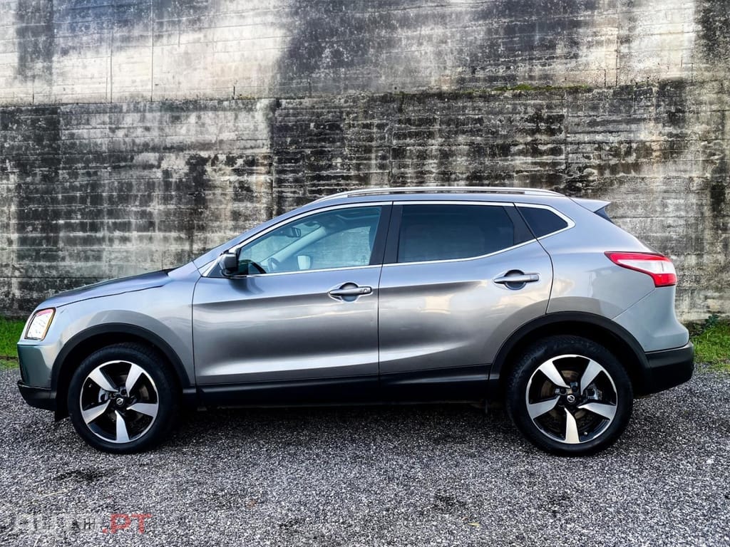 Nissan Qashqai 1.6 dCi N-Connecta 18