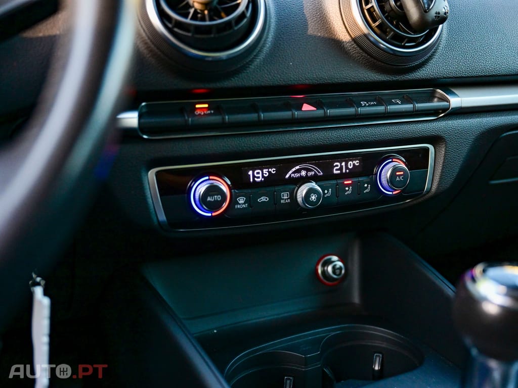 Audi A3 Sportback 1.6 TDi S-line