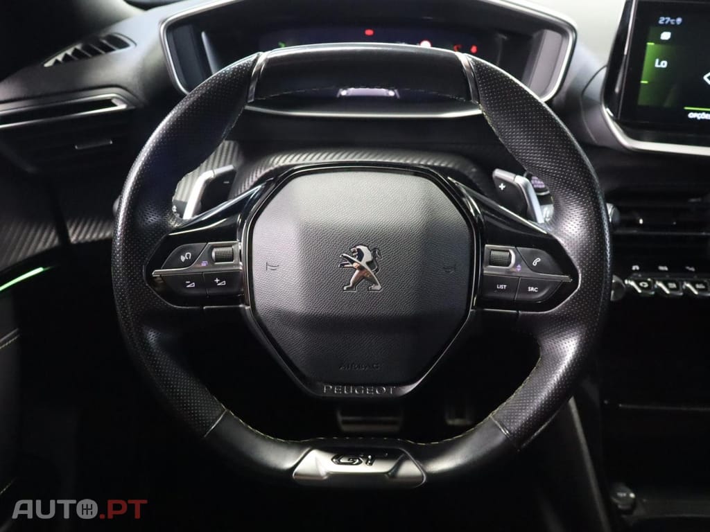 Peugeot 2008 1.5 BlueHDi GT EAT8