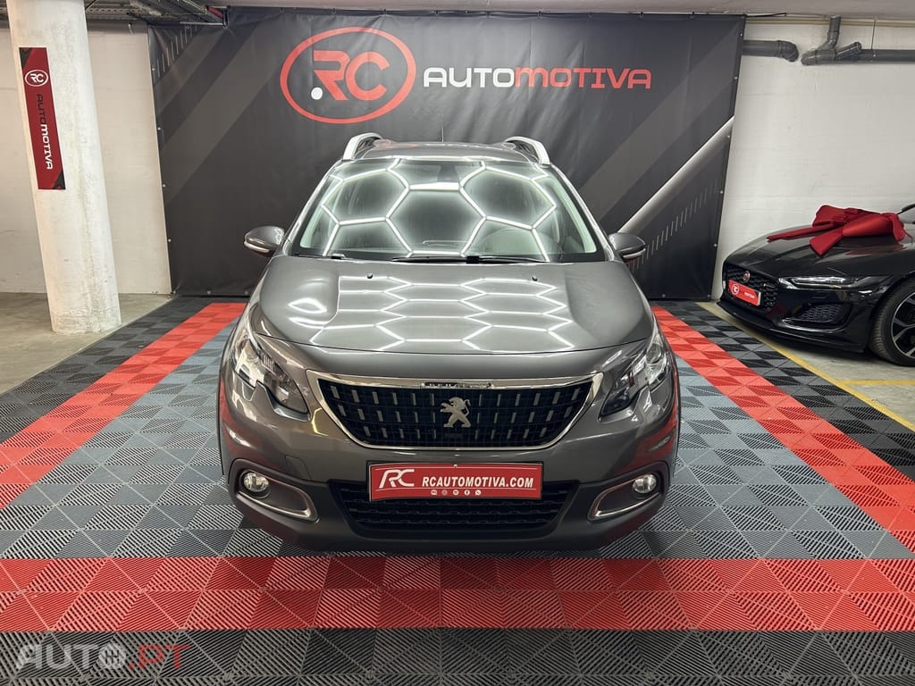 Peugeot 2008 1.2 PureTech Style