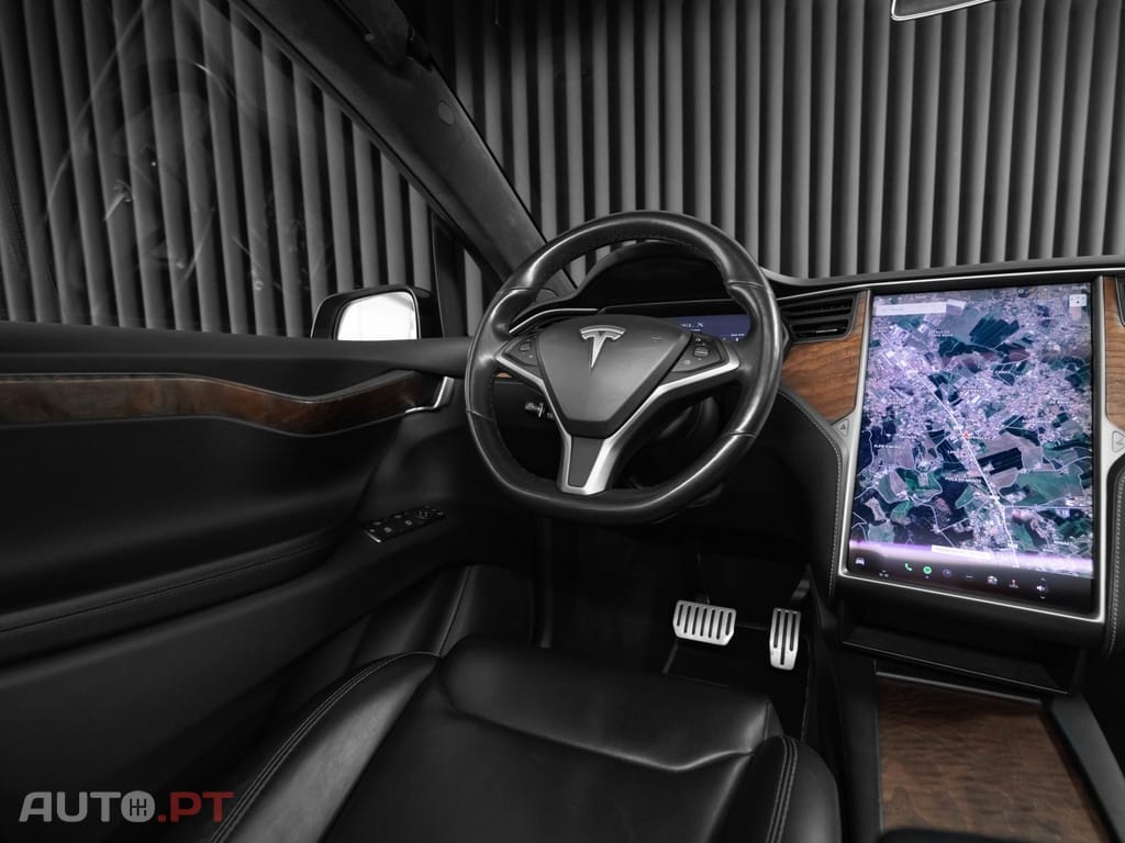 Tesla Model X Ludicrous Performance