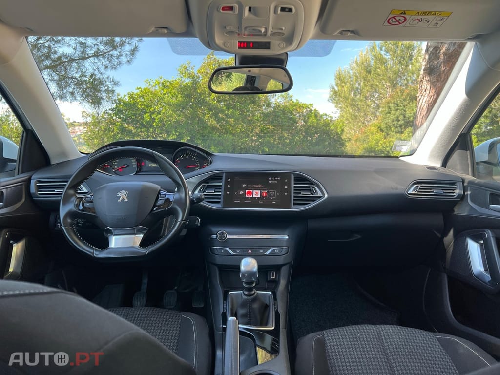 Peugeot 308 1.5 BlueHDi Allure