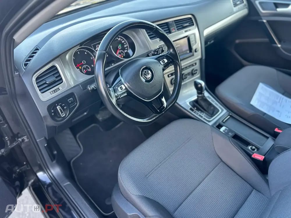 Volkswagen Golf 1.6 TDi Trendline DSG