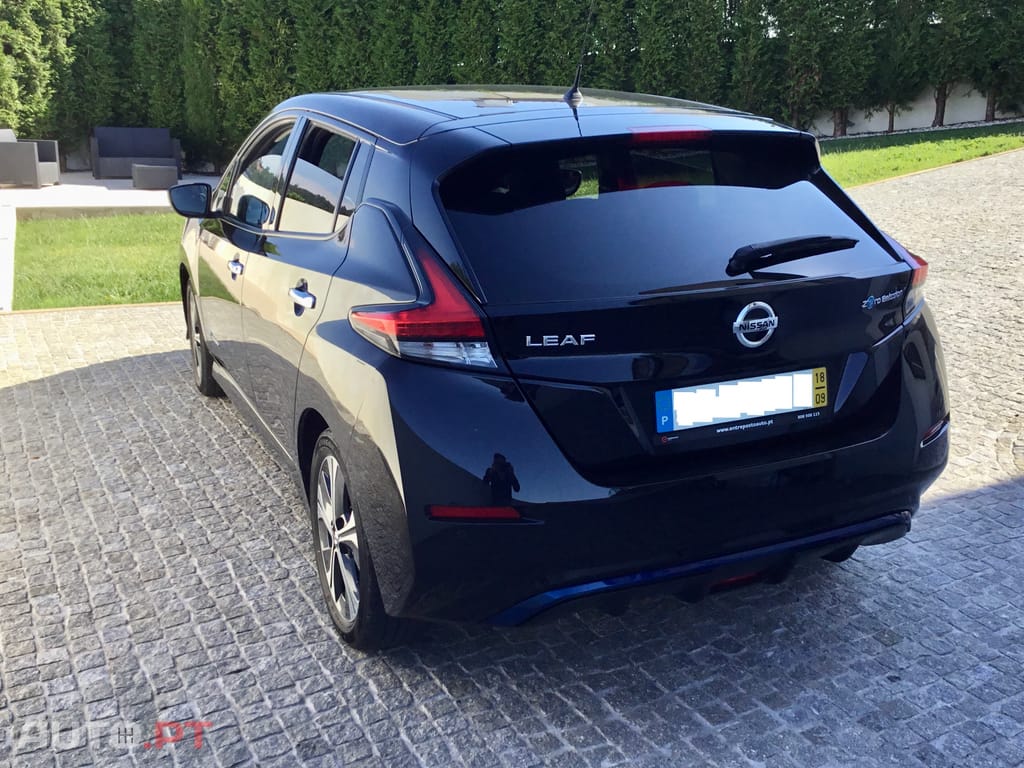Nissan Leaf 40KwH N-Connecta