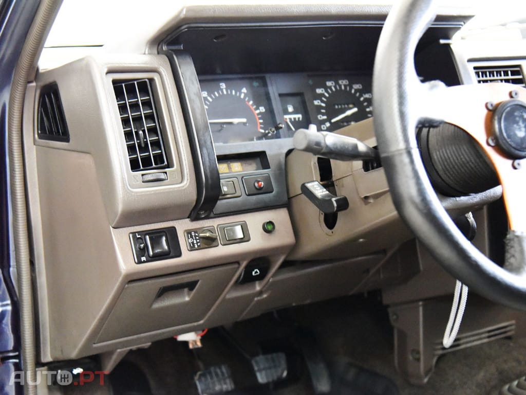 Nissan Terrano (WD21) 2.7 TD 4WD