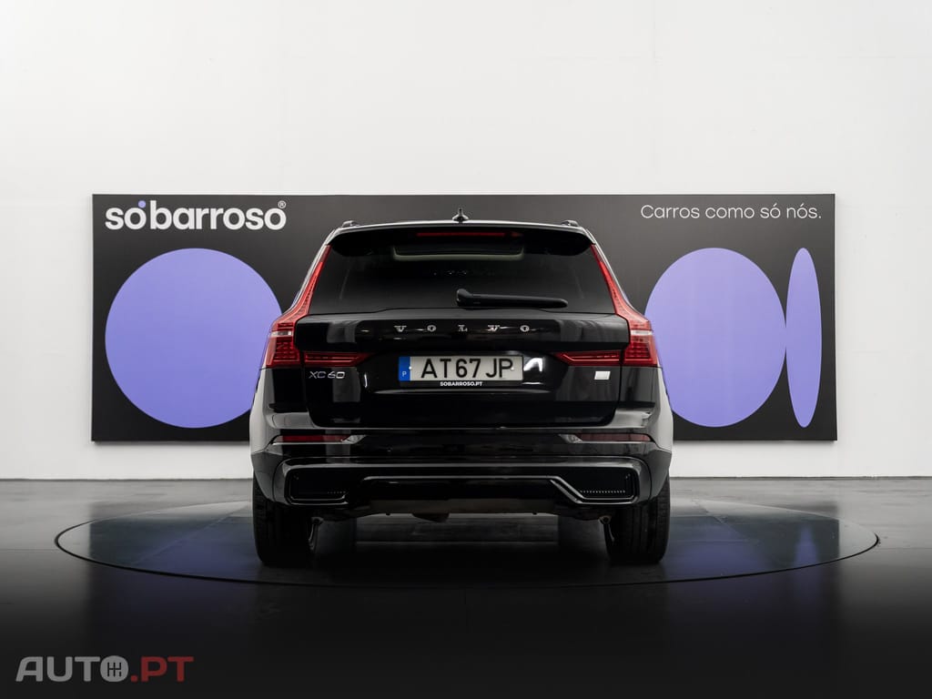 Volvo XC60 2.0 T6 PHEV Plus Dark