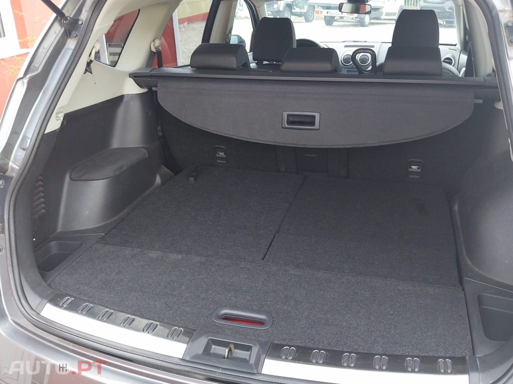 Nissan Qashqai +2 1.6 dCi Tekna Premium 18
