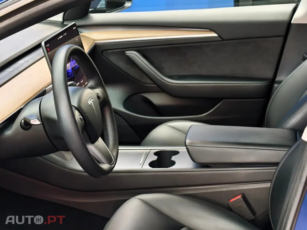 Tesla Model 3 Performance Tração Integral