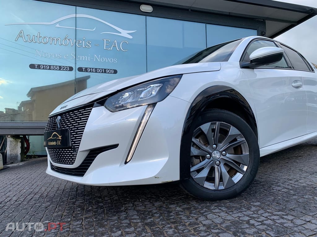 Peugeot E-208 50 kWh Allure Pack