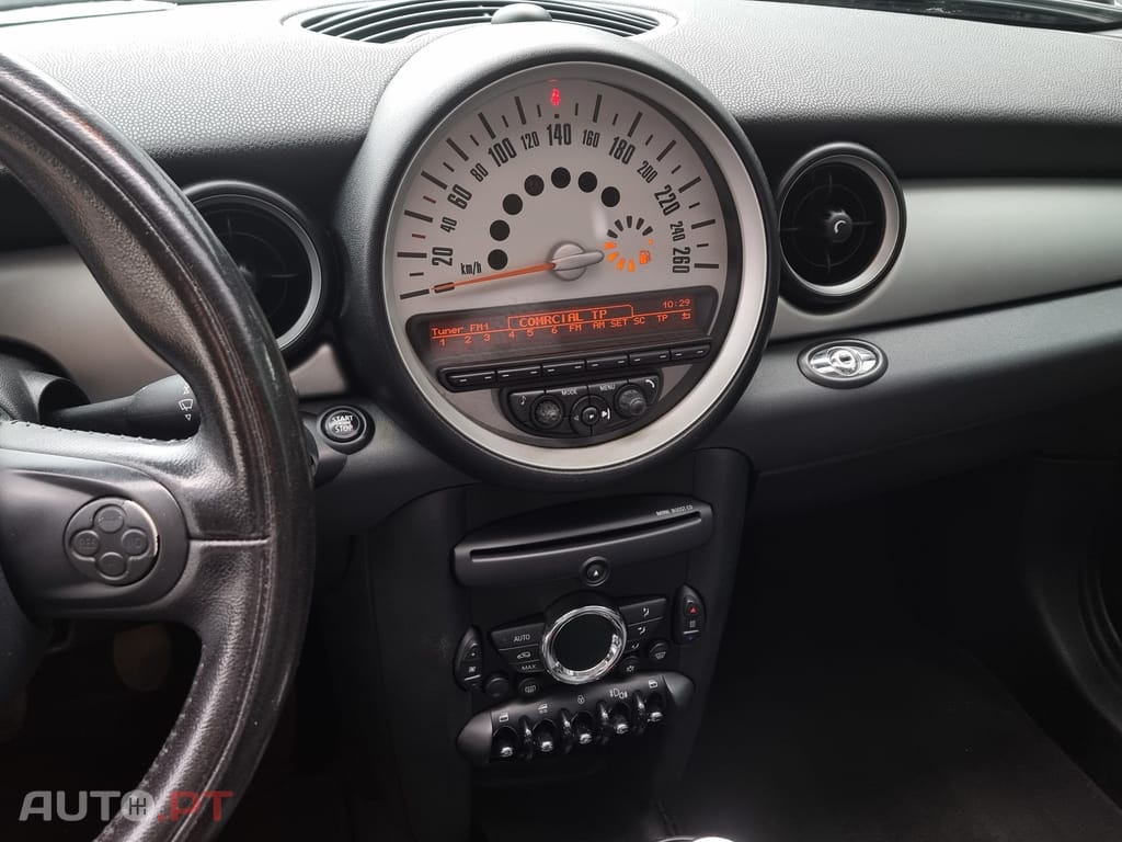 MINI Cabrio Cooper D