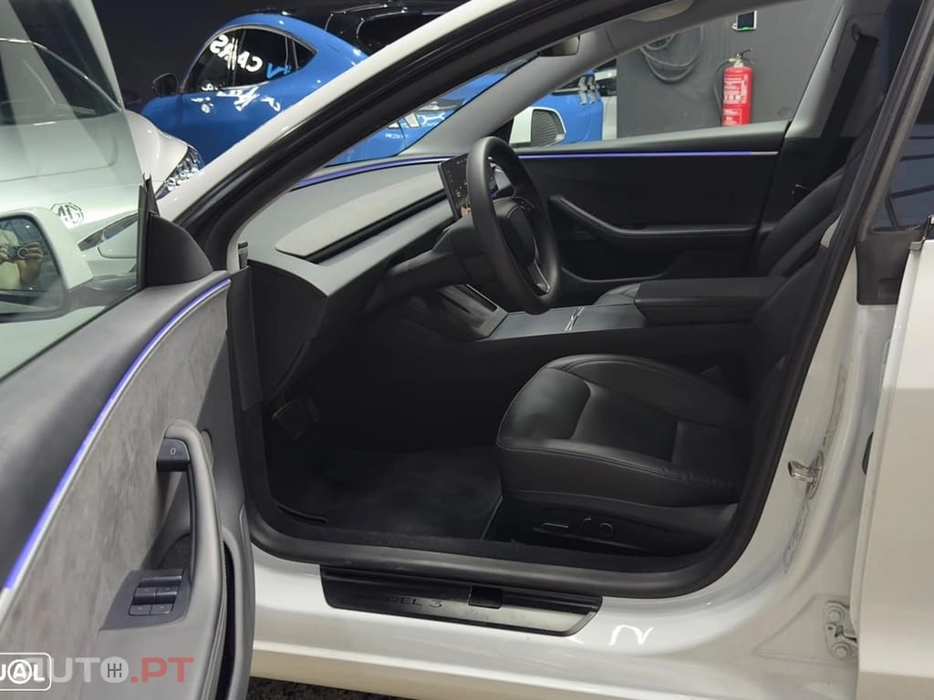 Tesla Model 3 Standard RWD