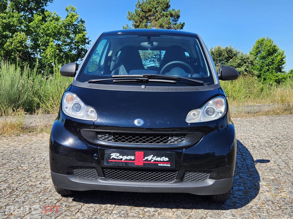 Smart ForTwo Outro