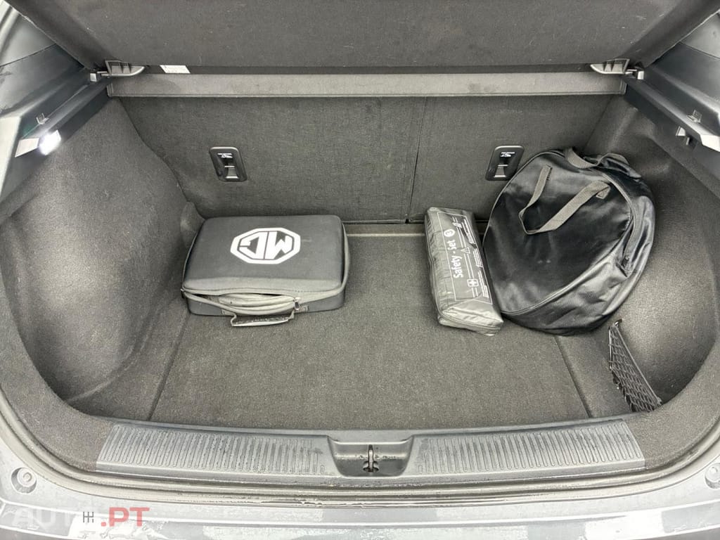 MG MG4 51 kWh Standard