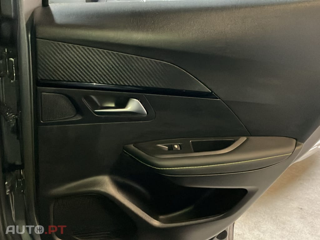 Peugeot 2008 1.2 PureTech GT Pack