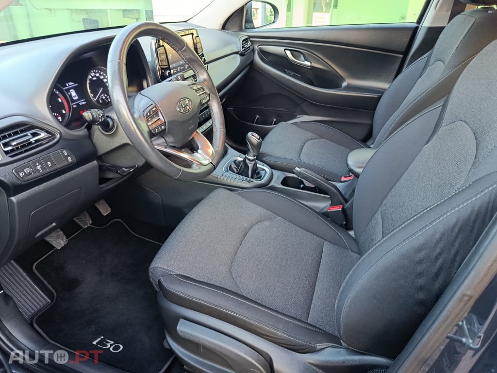 Hyundai i30 1.6 CRDI STyle Plus