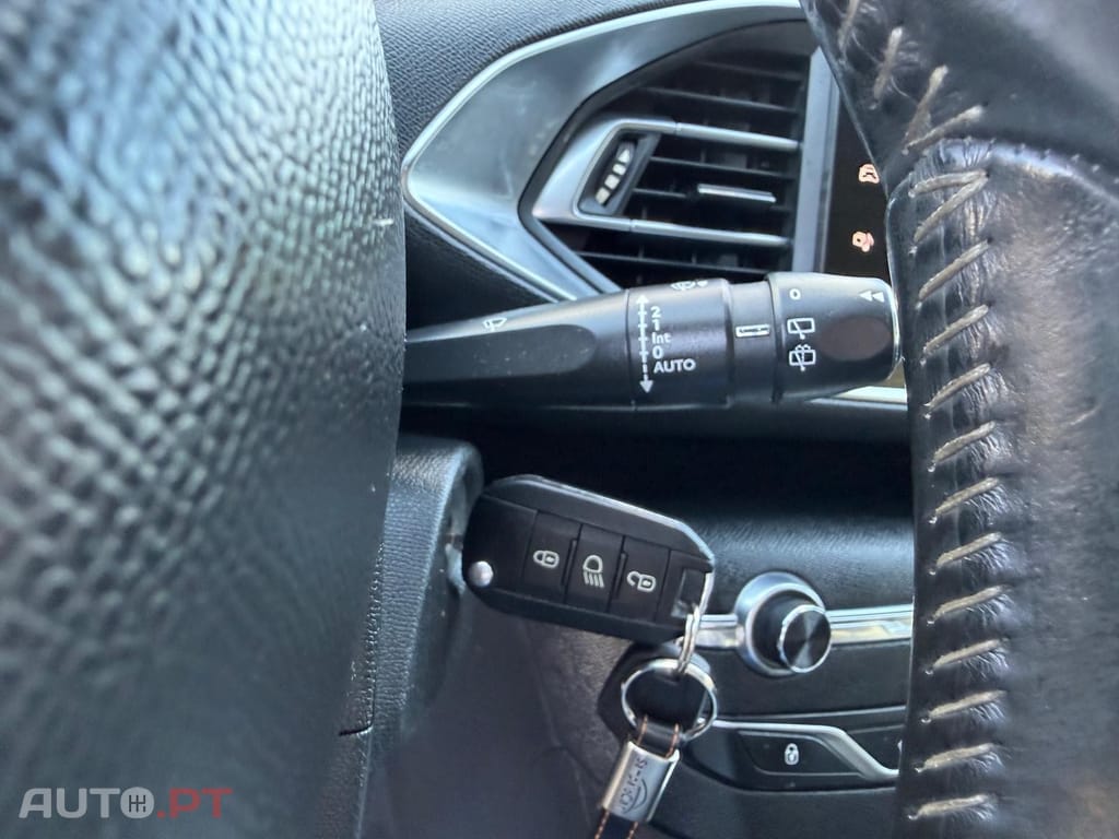 Peugeot 308 1.6 e-HDi Active