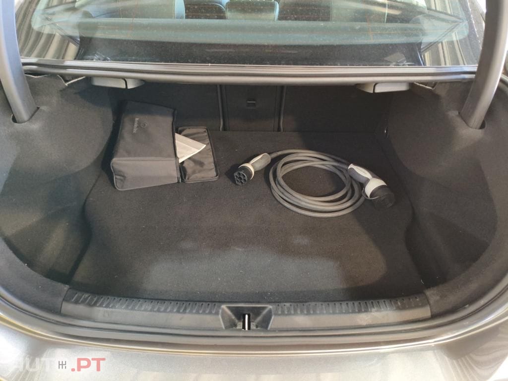 Mercedes-Benz A 250 e Style Plus