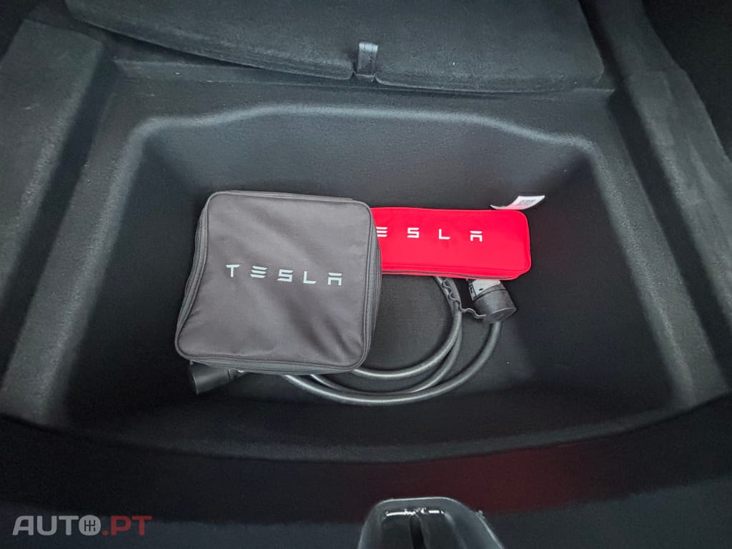 Tesla Model 3 Tração Traseira Premium