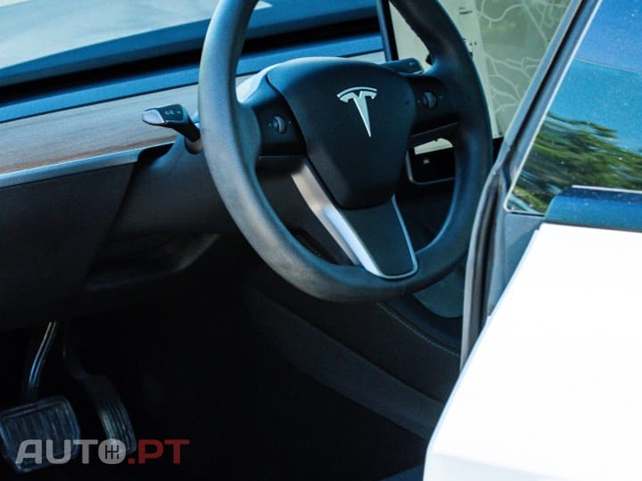 Tesla Model 3 Long Range AWD Dual Motor