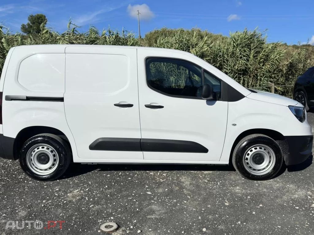 Opel Combo COMBO 1.5 CDTI 102CV L1H1 ESSENTIA