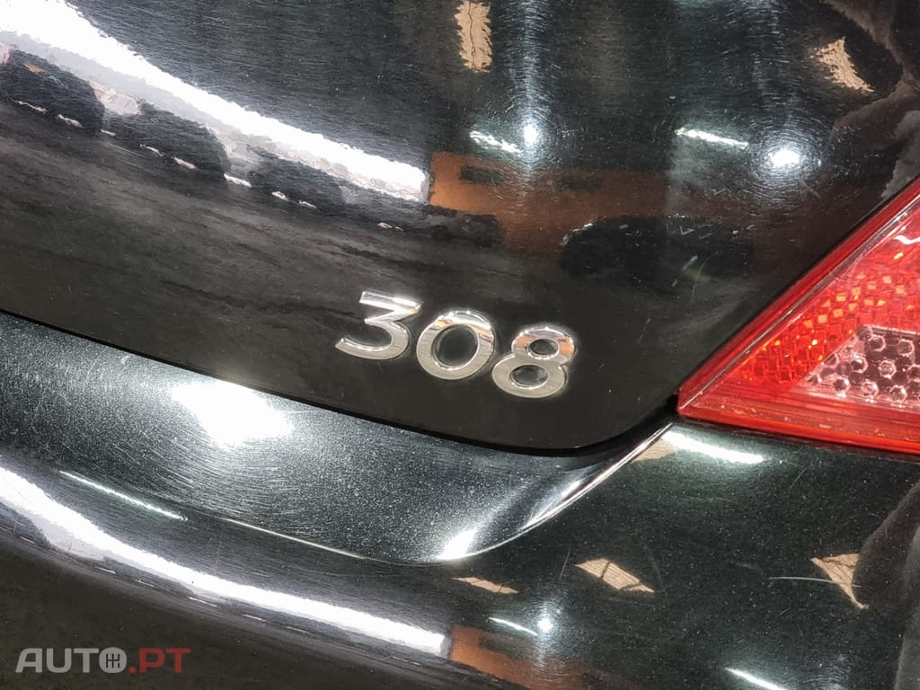 Peugeot 308 1.6 HDi Executive CVM6