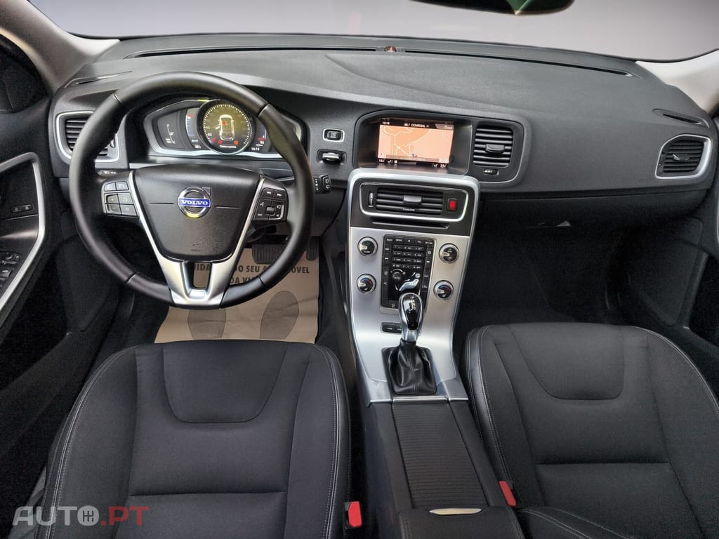 Volvo V60 2.4 D6 Twin Engine Hibrido Plug-In
