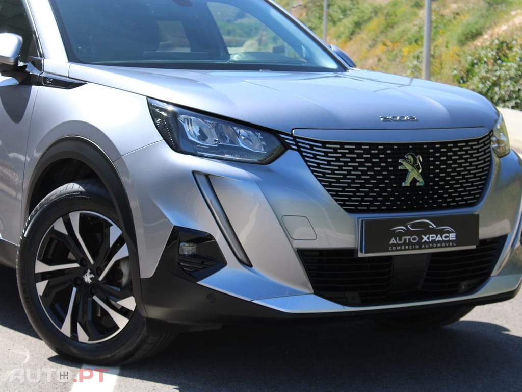 Peugeot E-2008 Allure