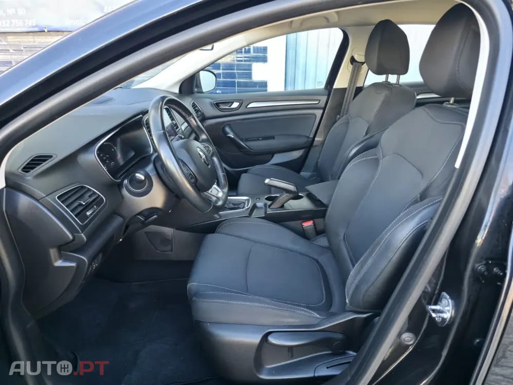 Renault Mégane Sport Tourer 1.5 Blue dCi Limited EDC
