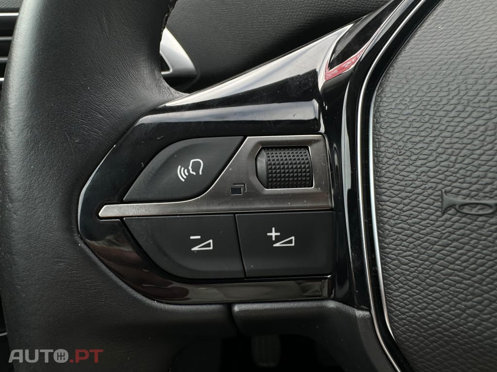Peugeot 5008 1.5 BlueHDi Allure Pack